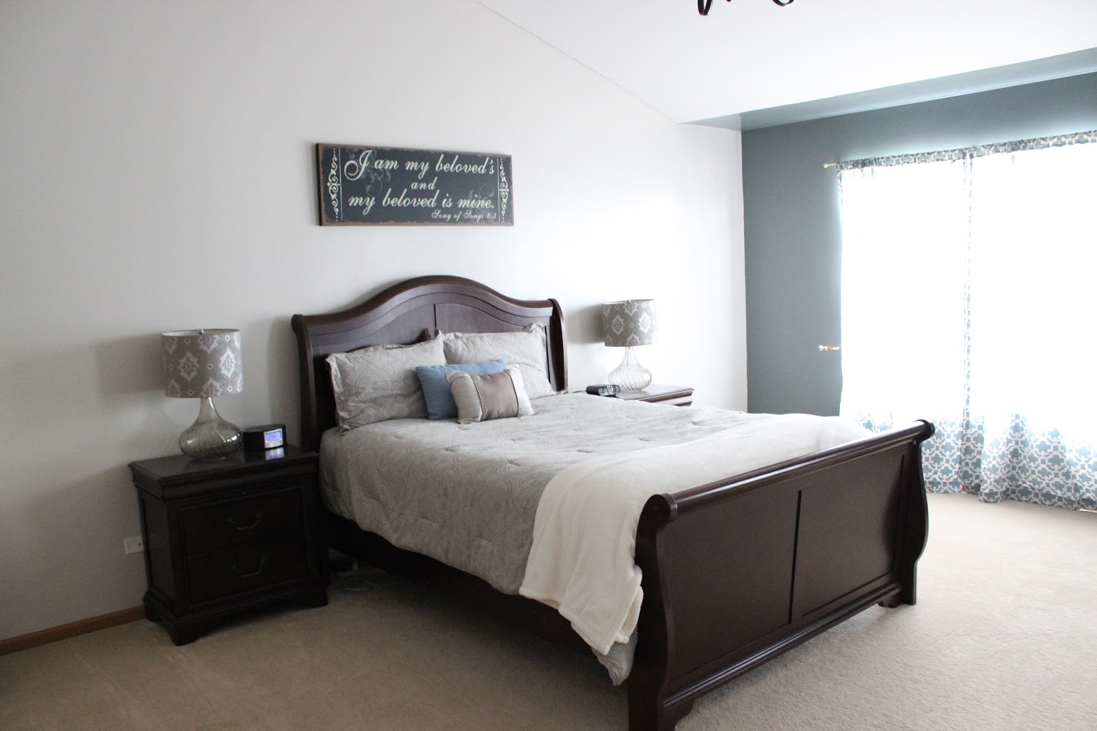 Married to Davis: DIY Bedroom: Design & Paint