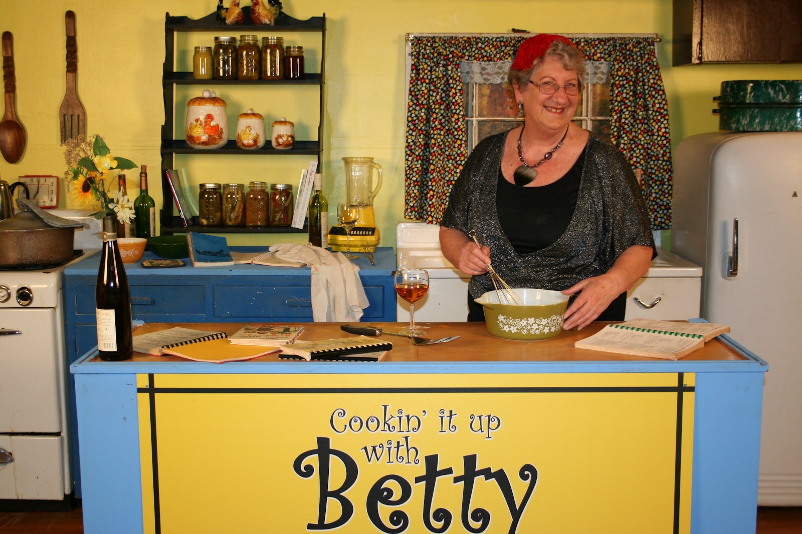 "Cookin it up with Betty" Moves to the Second Floor of KLUK TV Studios!