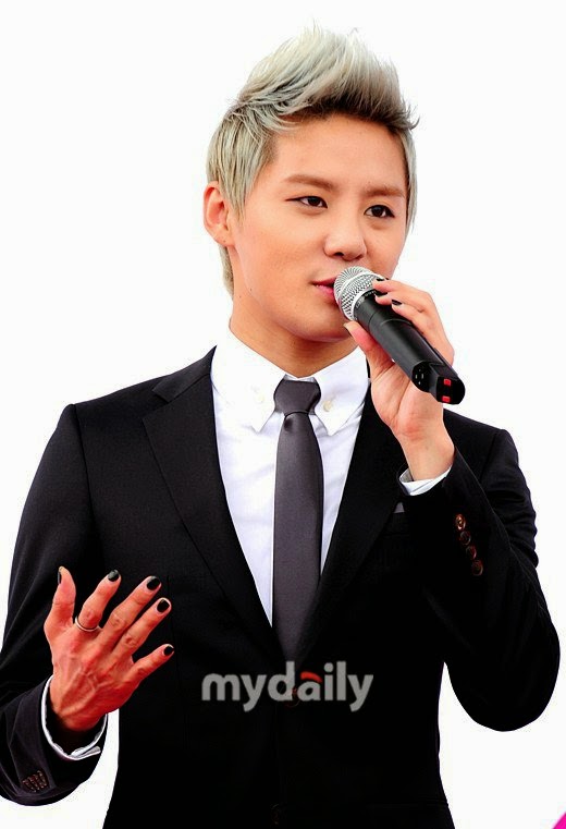 Article suggests casting JYJ’s Junsu for ‘I Am a Singer’ to recover