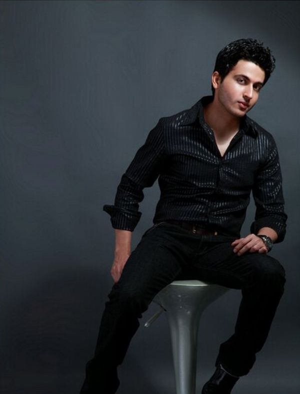 Dheeraj Dhoopar (Shikhar Jadeja-Zindagi Kahe Smile Please) photoshoot