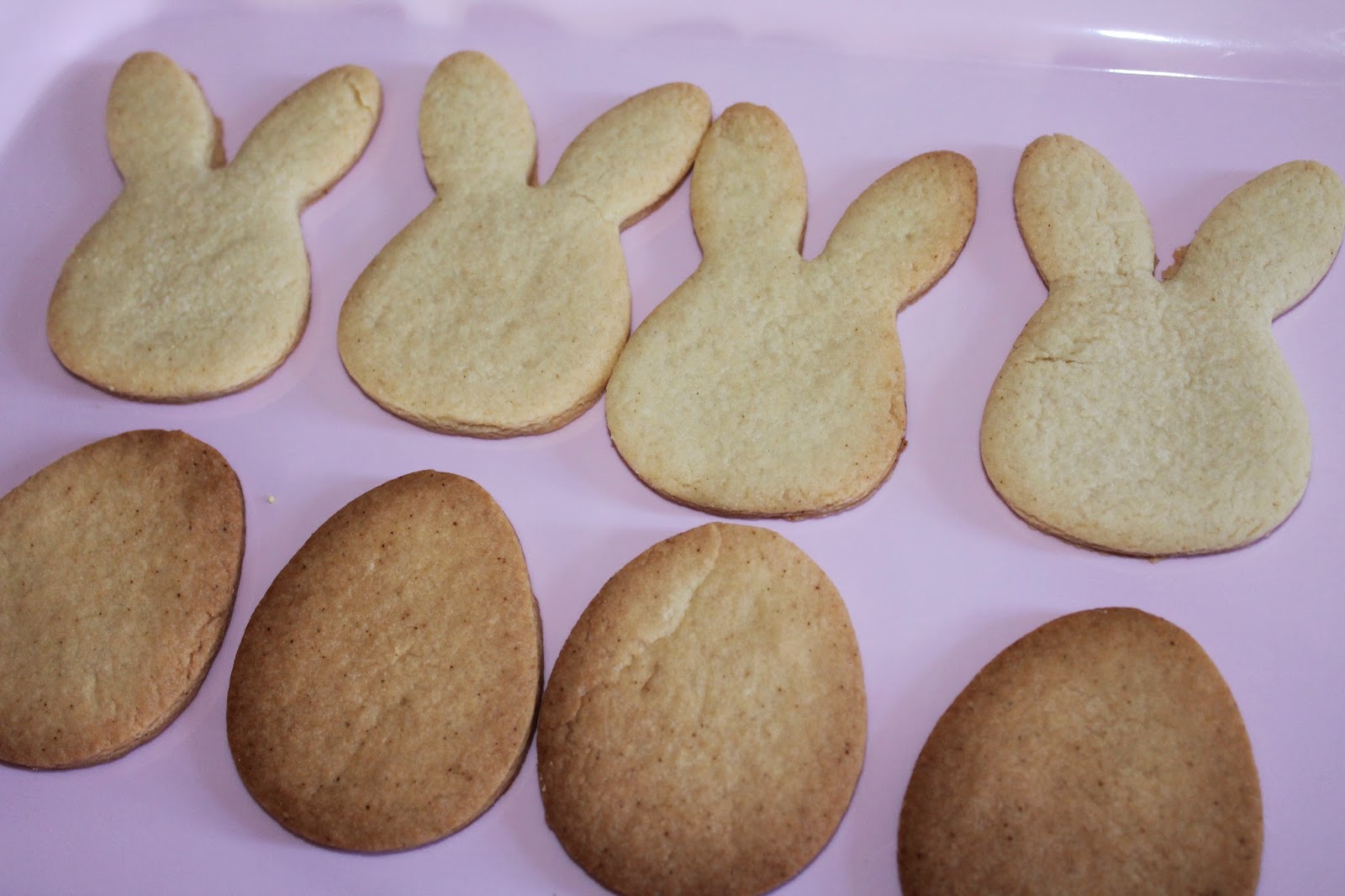 MakingMamaMagic Easter Sprinkle Cookies