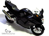 1:12 scale Honda CBR 1100XX Blackbird Black