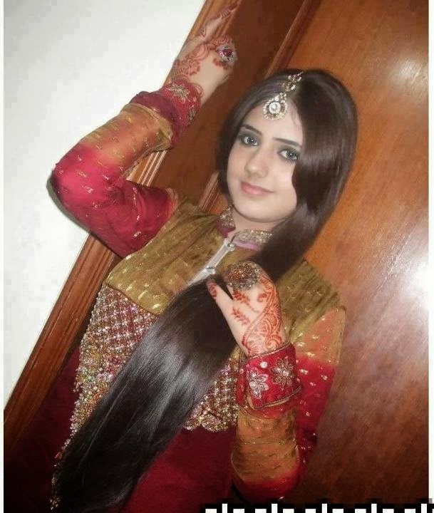 Beautiful Desi Sexy Girls Hot Videos Cute Pretty Photos: Desi Beautiful