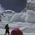 Video de la Avalancha que mató a 13 personas en el Monte Everest (Info + Fotos+ Video)