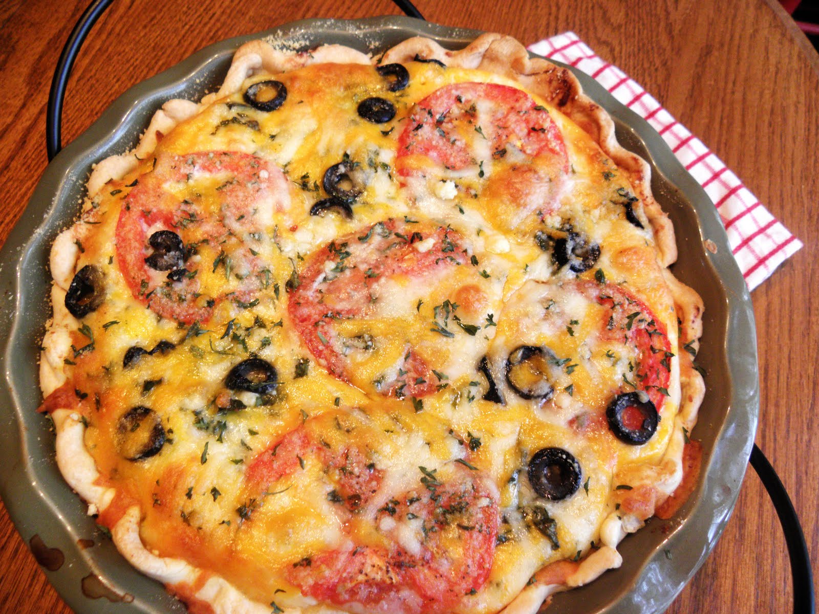 The Cozy Little Kitchen Mama's Fresh Tomato Pie