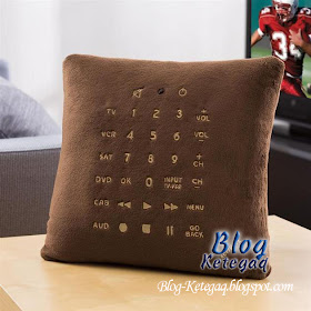 Kawal televisyen menggunakan bantal