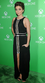 Sarah Hyland Show off Sideboobs At XBox One Launch Event Sarah Hyland Show off Sideboobs At XBox One Launch Event