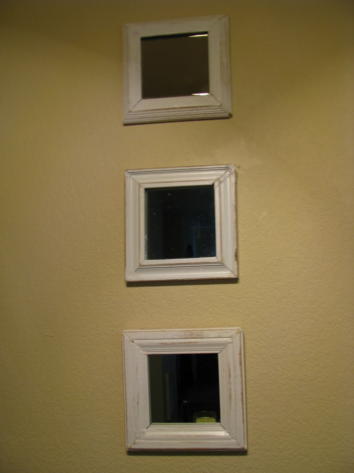 Potential Treasures: My Dining room wall.... DIY Framed mirrors