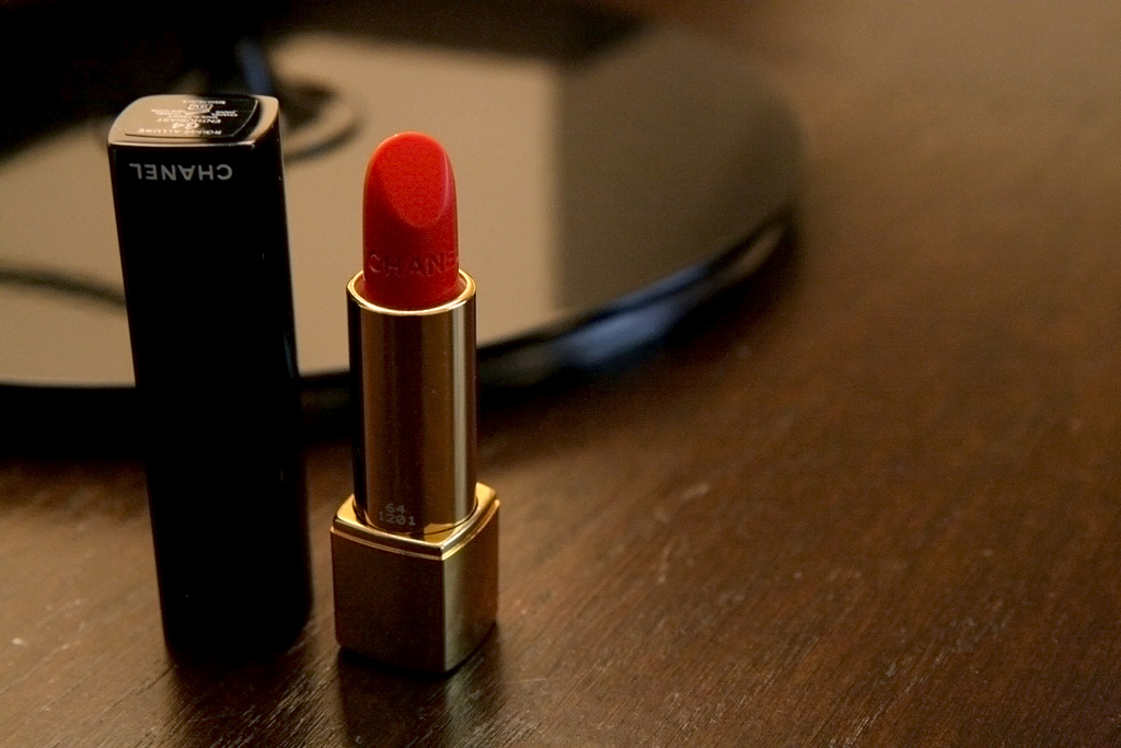 A LIPSTICK A DAY: Lipstick of the day #1 revisited: Chanel Rouge Allure in  Enthusiast