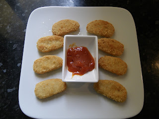 Nuggets De Pollo (con Salsa De Ketchup) Maheso.