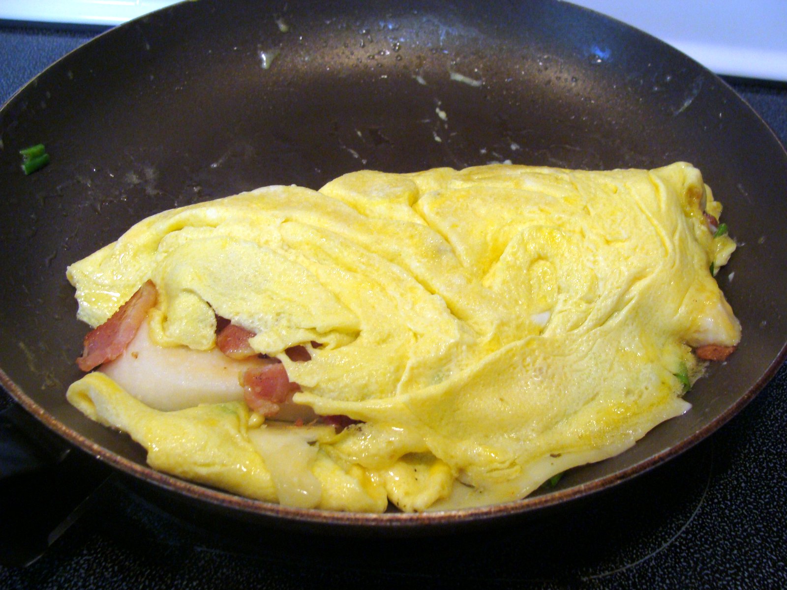 BELLA K ROSE LeftOver Cheesy Grits Omelet