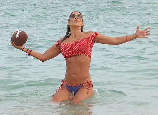 English: Jennifer Nicole Lee American Football Red Bikini Miami