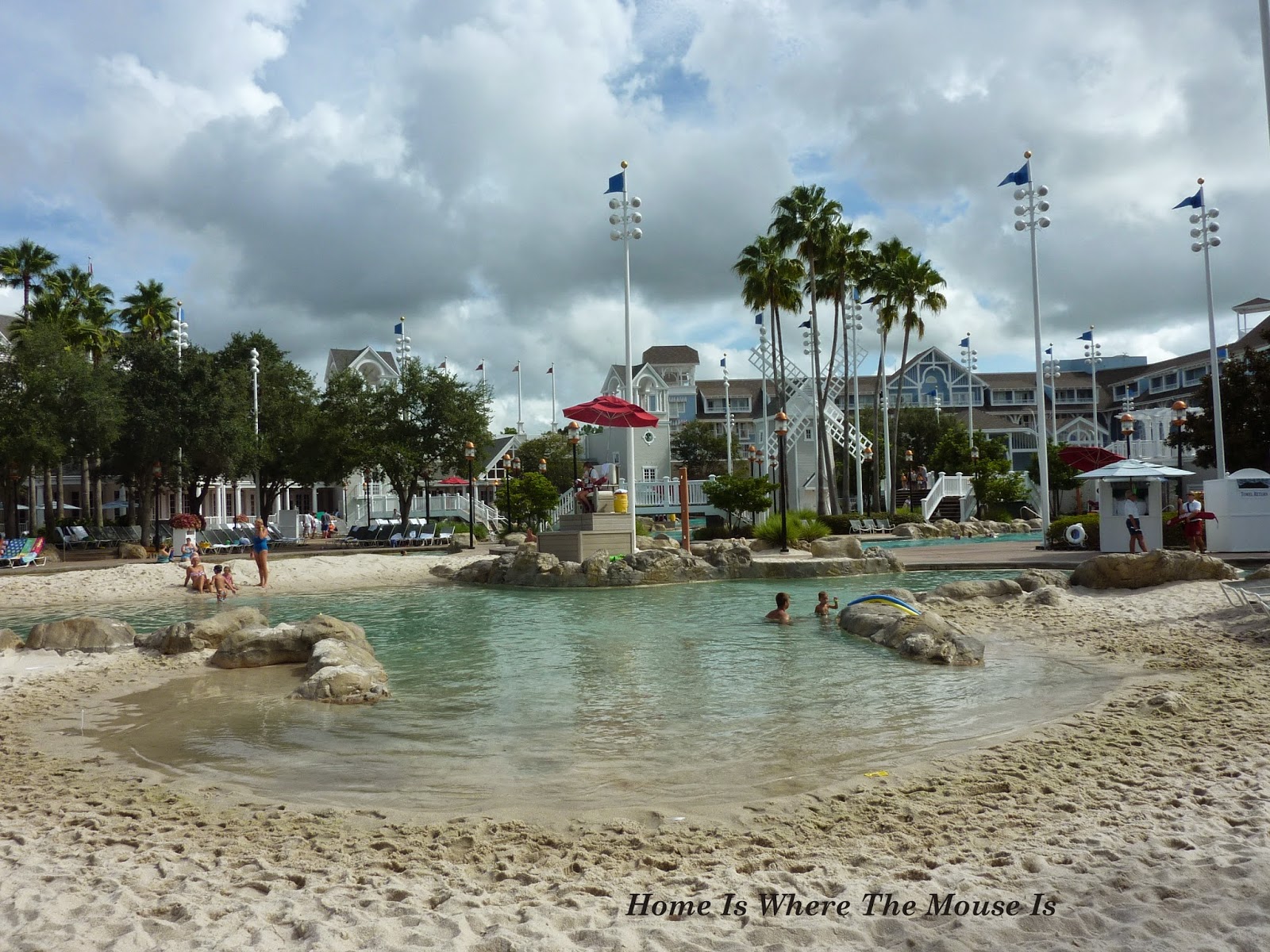 A Disney Mom's Thoughts: Disney's Beach Club Review