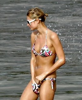 Paris Hilton - Hot Bikini