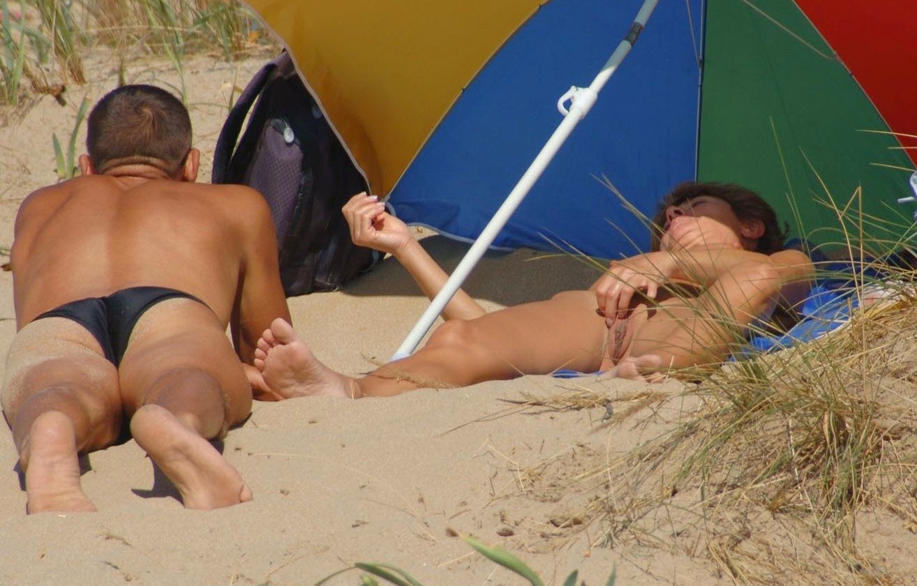 Absolutely not Sexy nude families at beach You Sexy nude families at beach would like