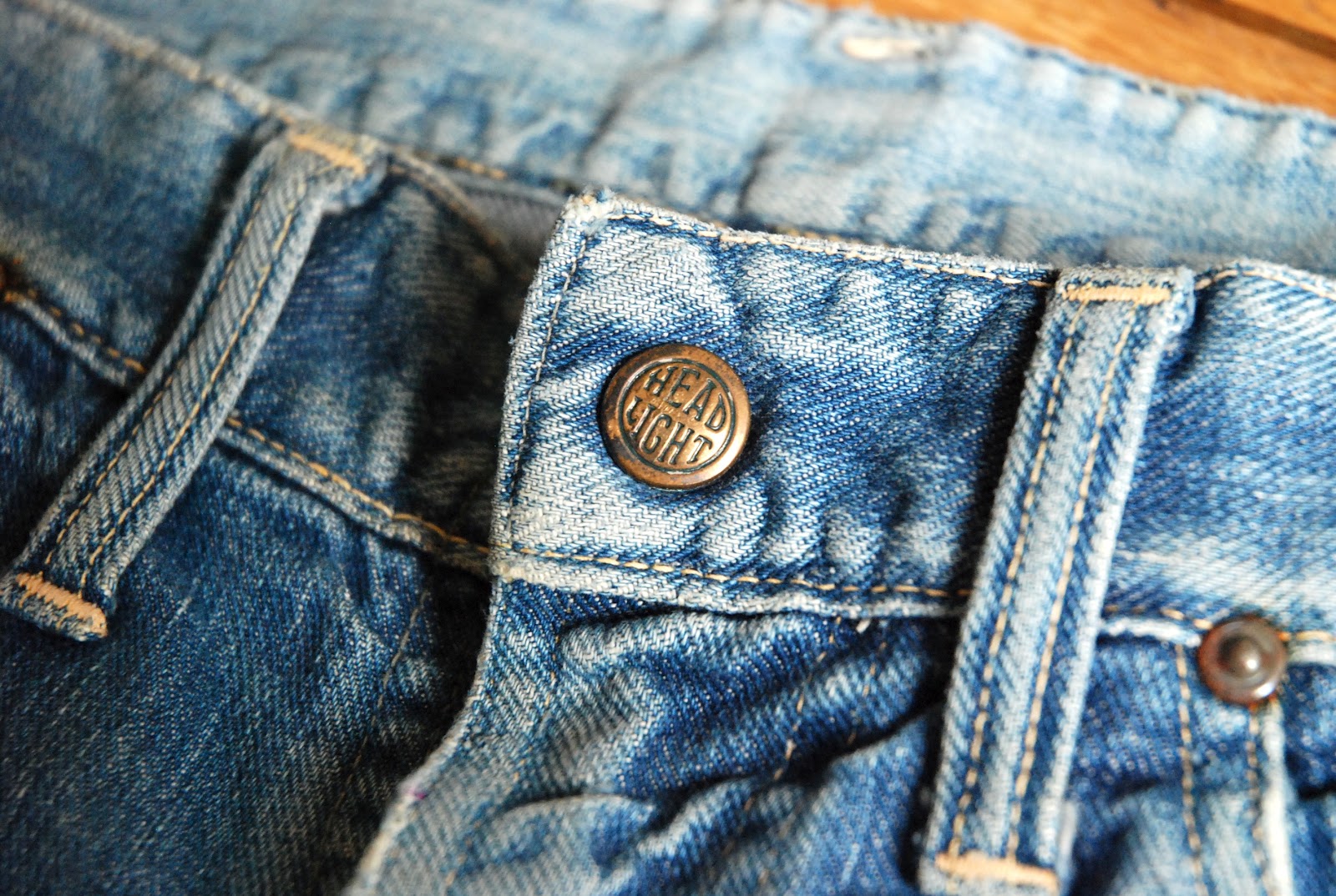 The Vintage Catalogue SOLD !!! 50's Faded indigo denim Headlight jeans