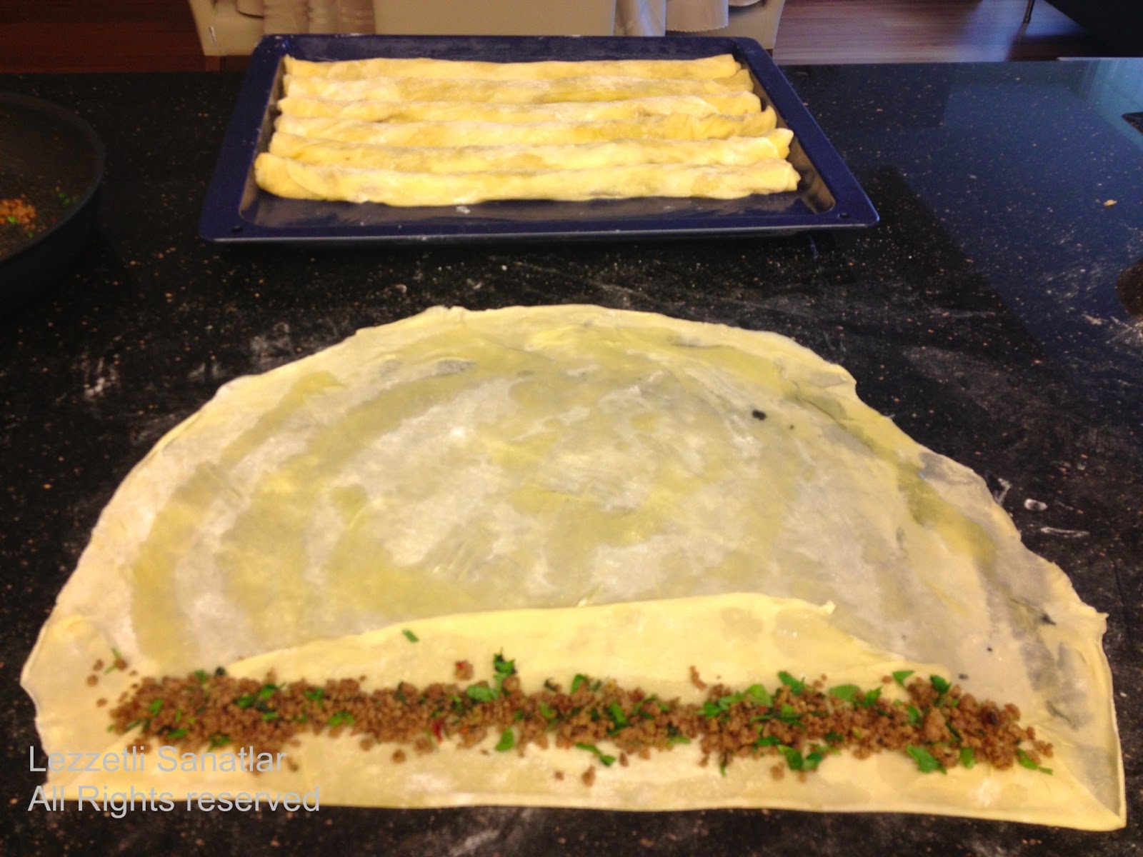 Lezzetli Sanatlar TEYZEMİN KOL BÖREĞİ