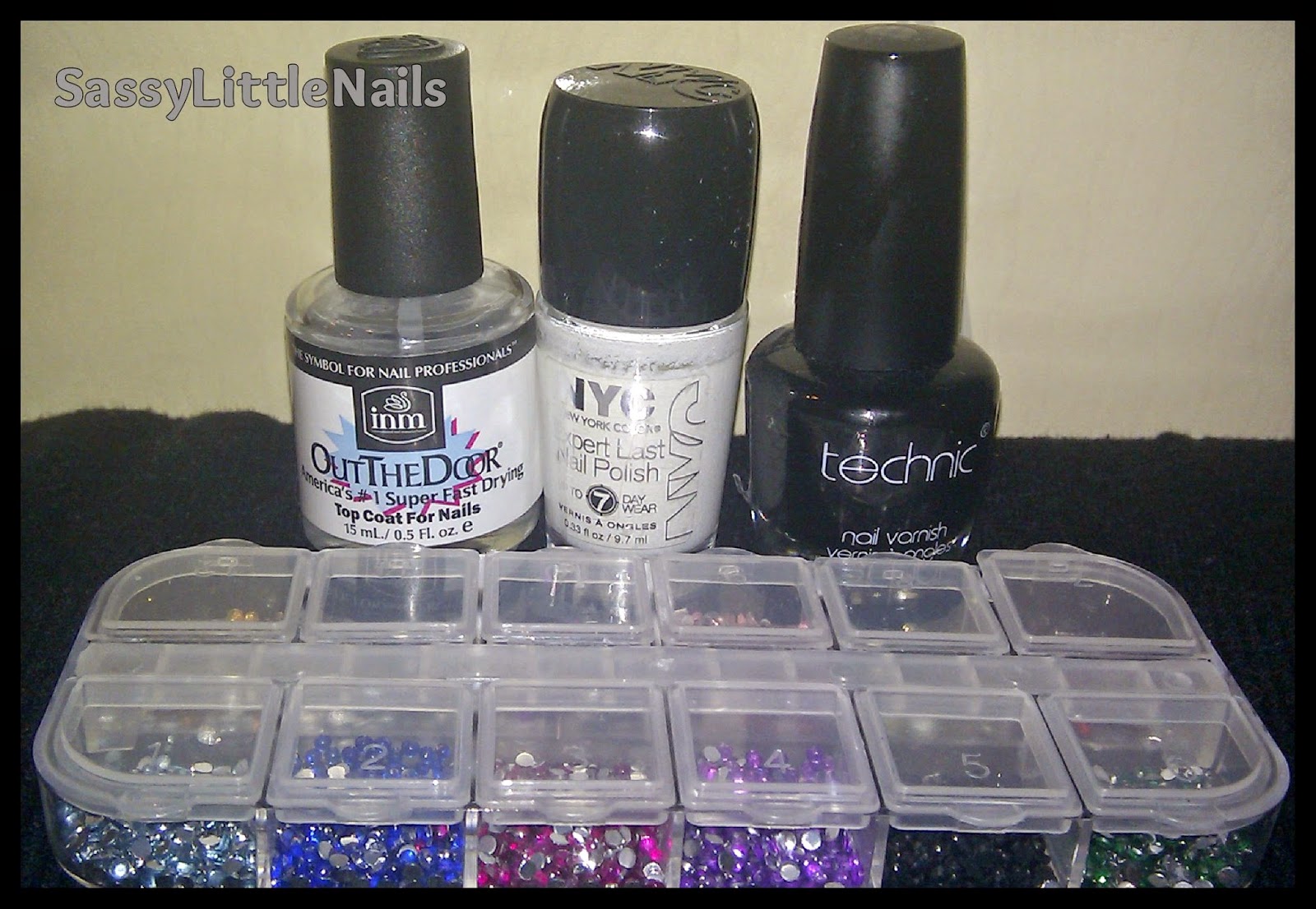 SassyLittleNails SassyLittleNails Charity nail art of the month! ROWW