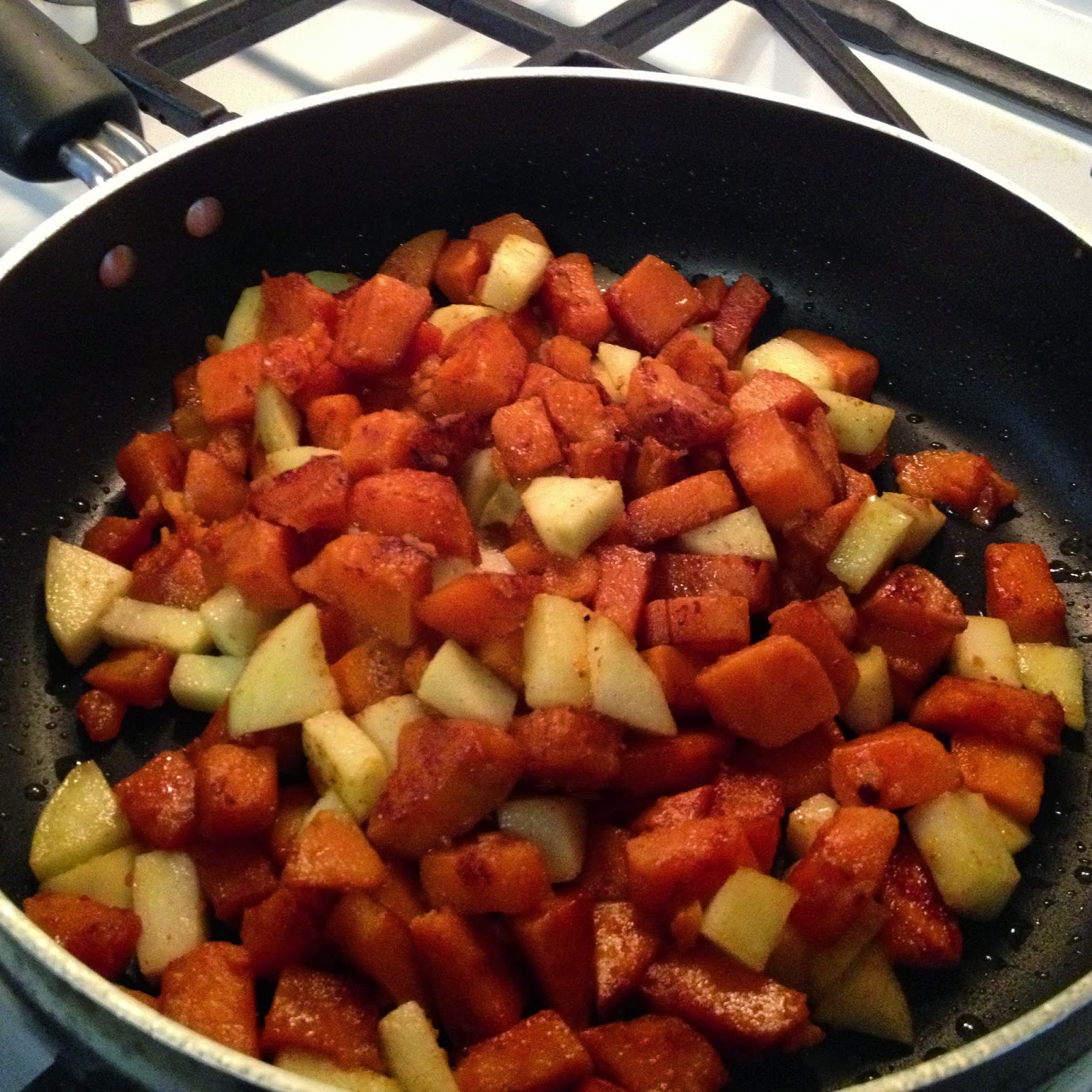 Halfway Crunchy Quick & Delicious Sweet Potato Apple Hash