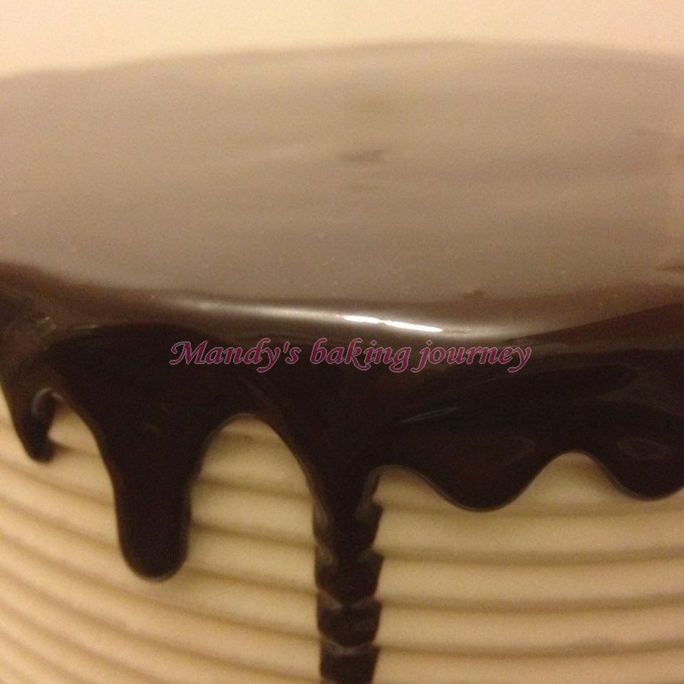Mandy's baking journey Chocolate lacquer glaze (mirror glaze)