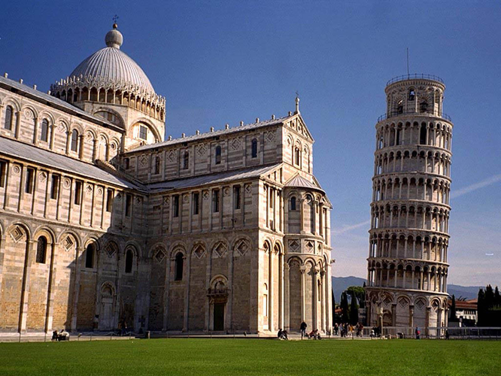 wallpapers: Pisa Tower