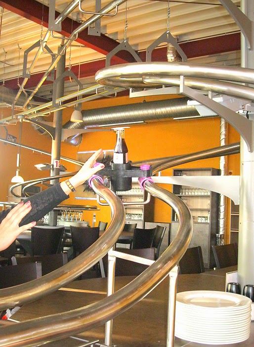 MIEZE & TOAST "Rollercoaster" Restaurant