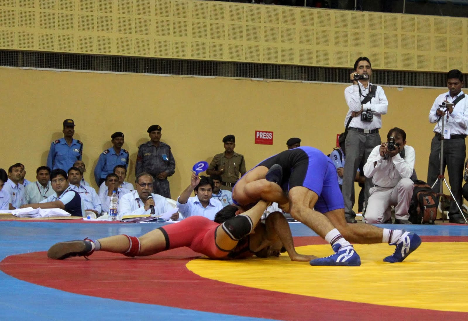 KUSHTI कुश्ती Traditional Indian Wrestling 60th All India Police
