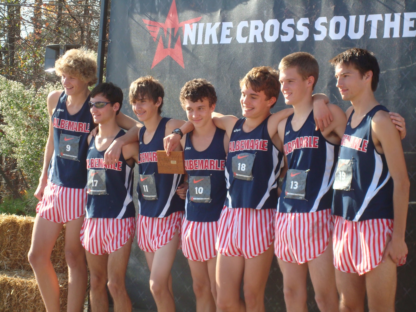 cross country uniforms nike