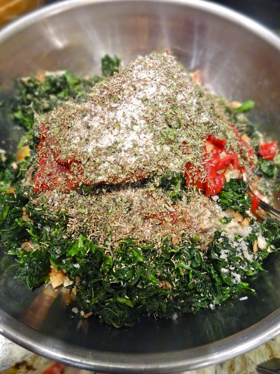 Scrumpdillyicious Beef, Mushroom, Leek & Spinach Meatloaf