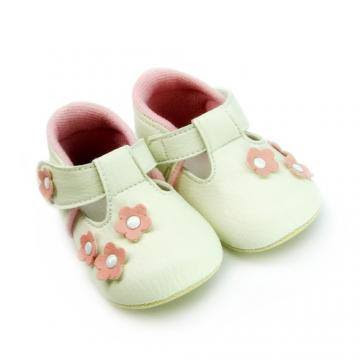 Sepatu Bayi Warna Putih