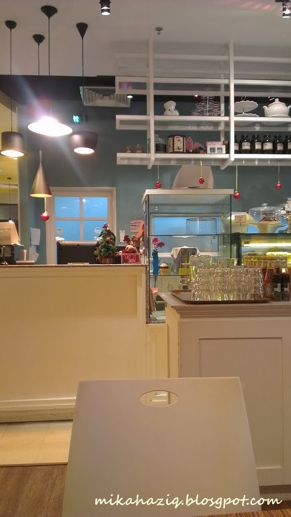 mikahaziq Restaurant with Play Area for kids Marmalade Cafe Publika, KL