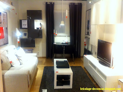Decoração de uma Sala Pequena do Ikea em Preto e Branco