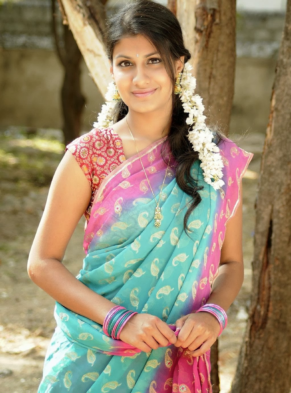 looking for a female lead for a telugu film those who are interested can mail their profiles along with their latest photographs to the mail id or looking for a female lead for a telugu film those who are interested can mail their profiles along with their latest photographs to the mail id or