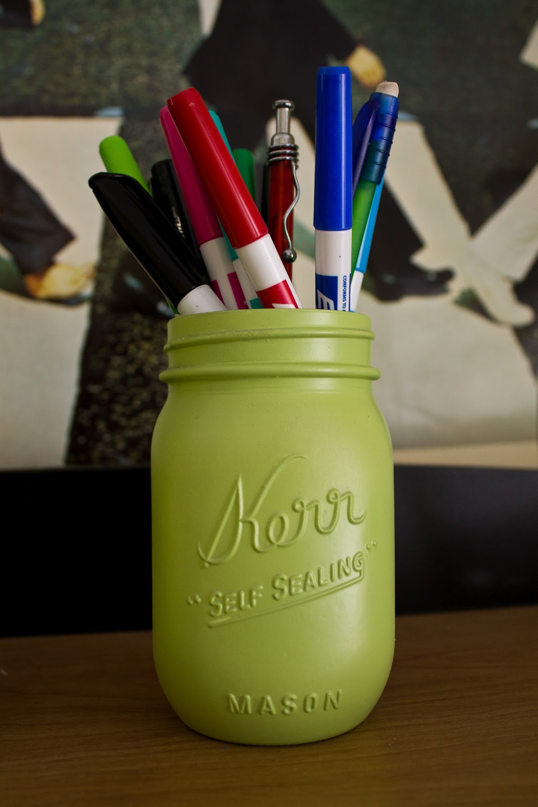 Kiwi Design Blog DIY Spray Painted Mason Jars