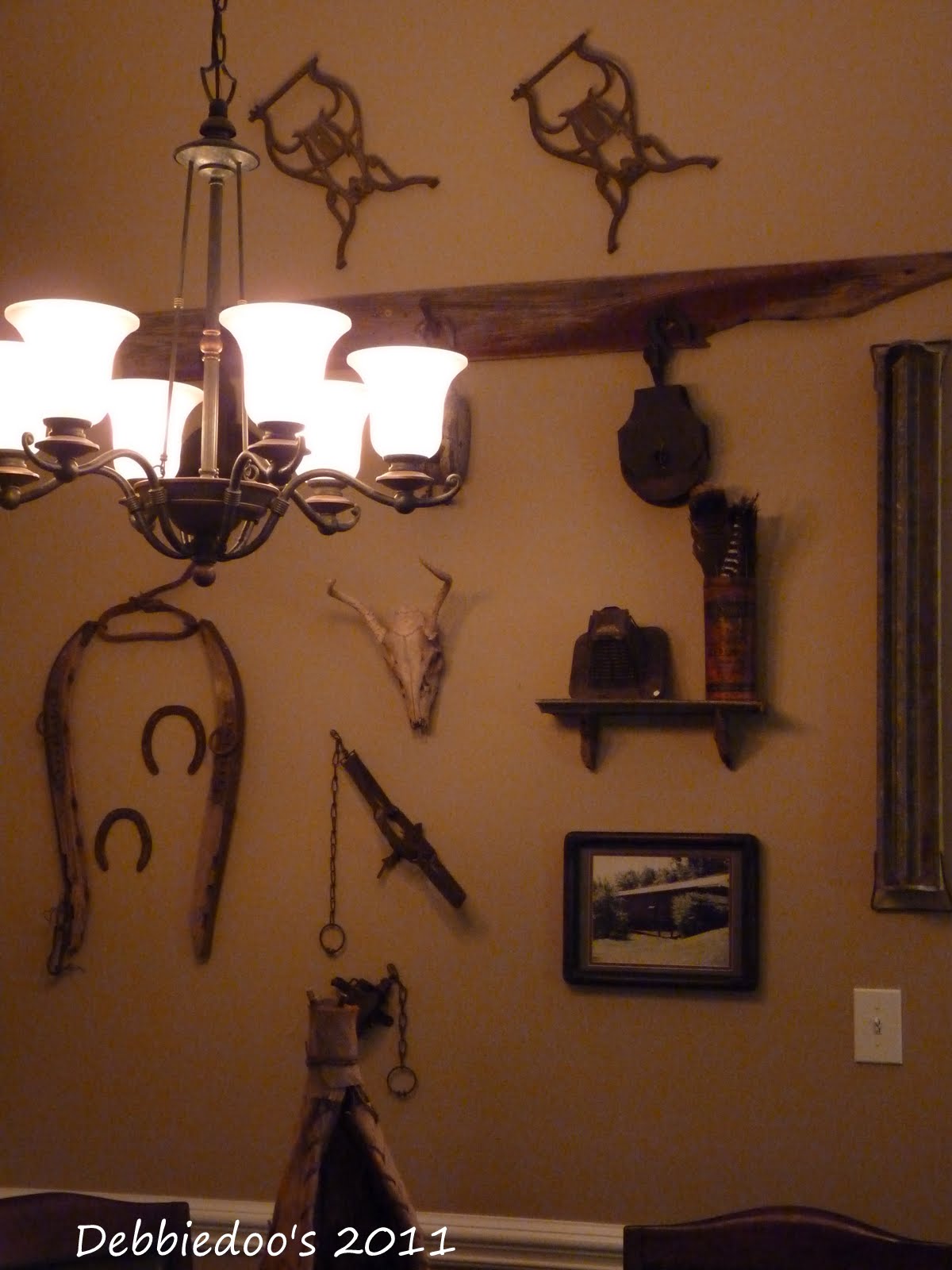 Debbiedoo's Rustic wall art {gallery wall ideas}