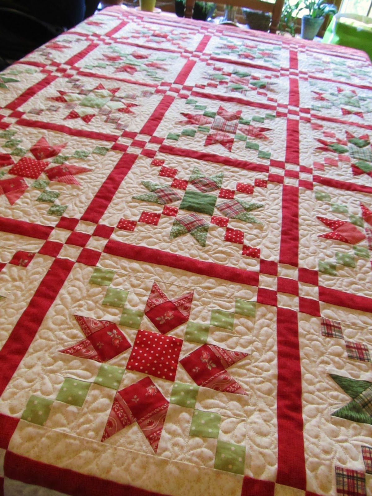 Cozy Little Quilts Country Charmer Quilt a Finish......