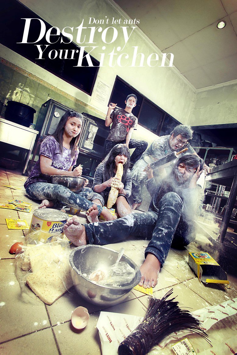 Tema Album kenangan (Year book) yang unikunik Nyongmen