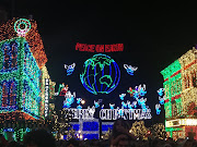 Christmas at Walt Disney World (img )