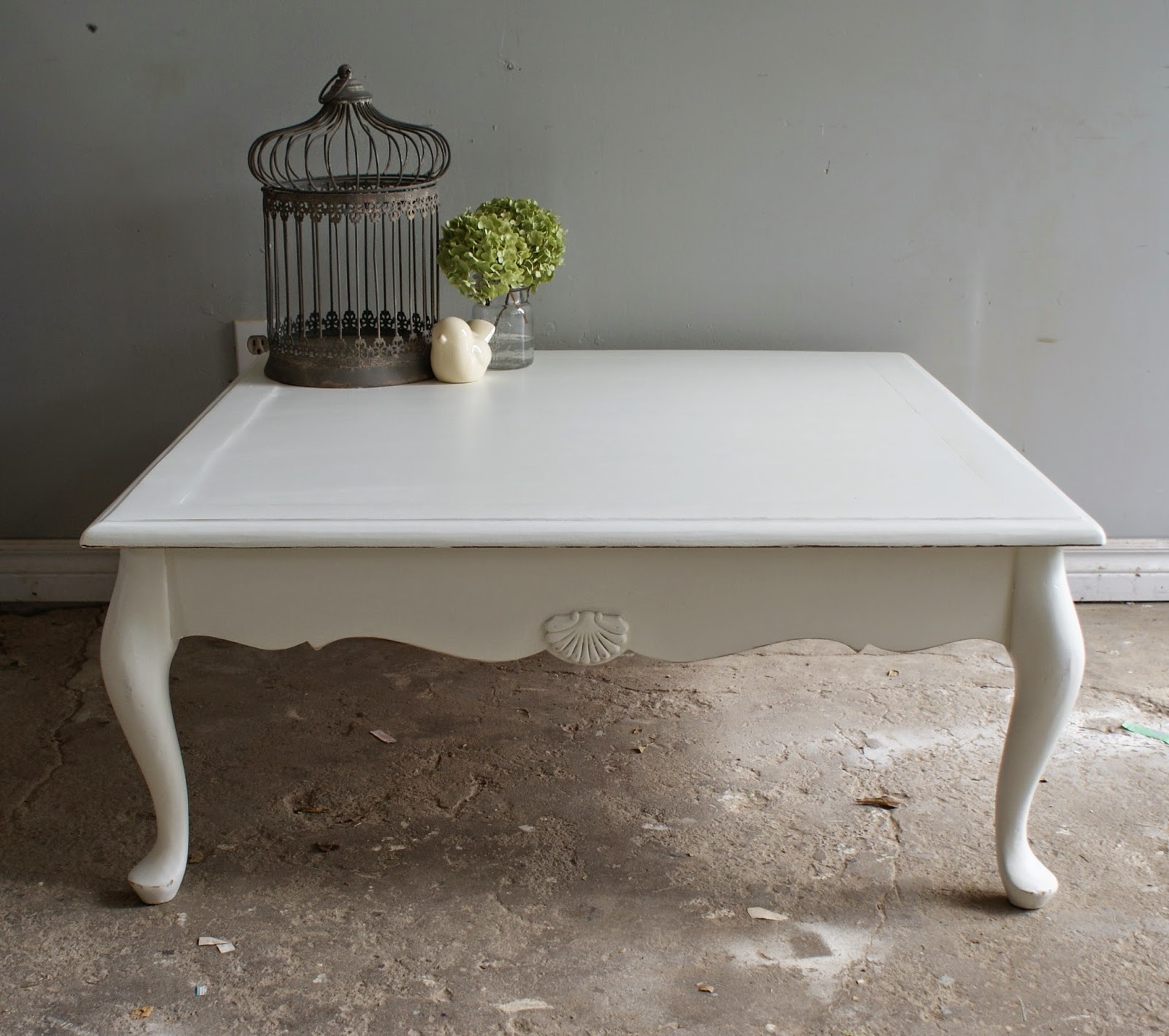 Better Than New Too Cute Coffee Table