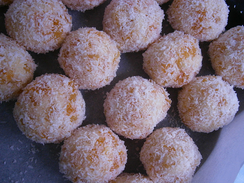 forkmyfood rum balls and apricot balls