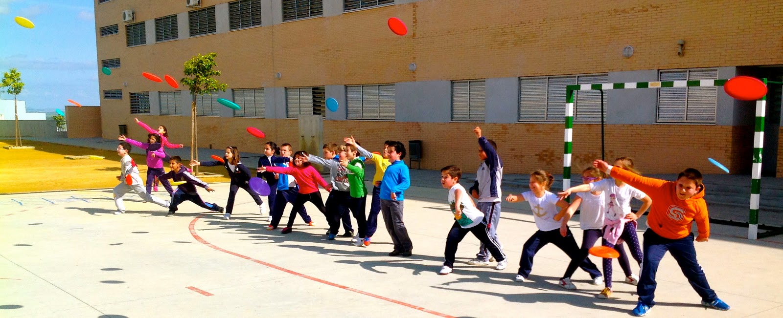 juegos con pelota en grupo