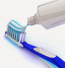 el flúor en la pasta dental
