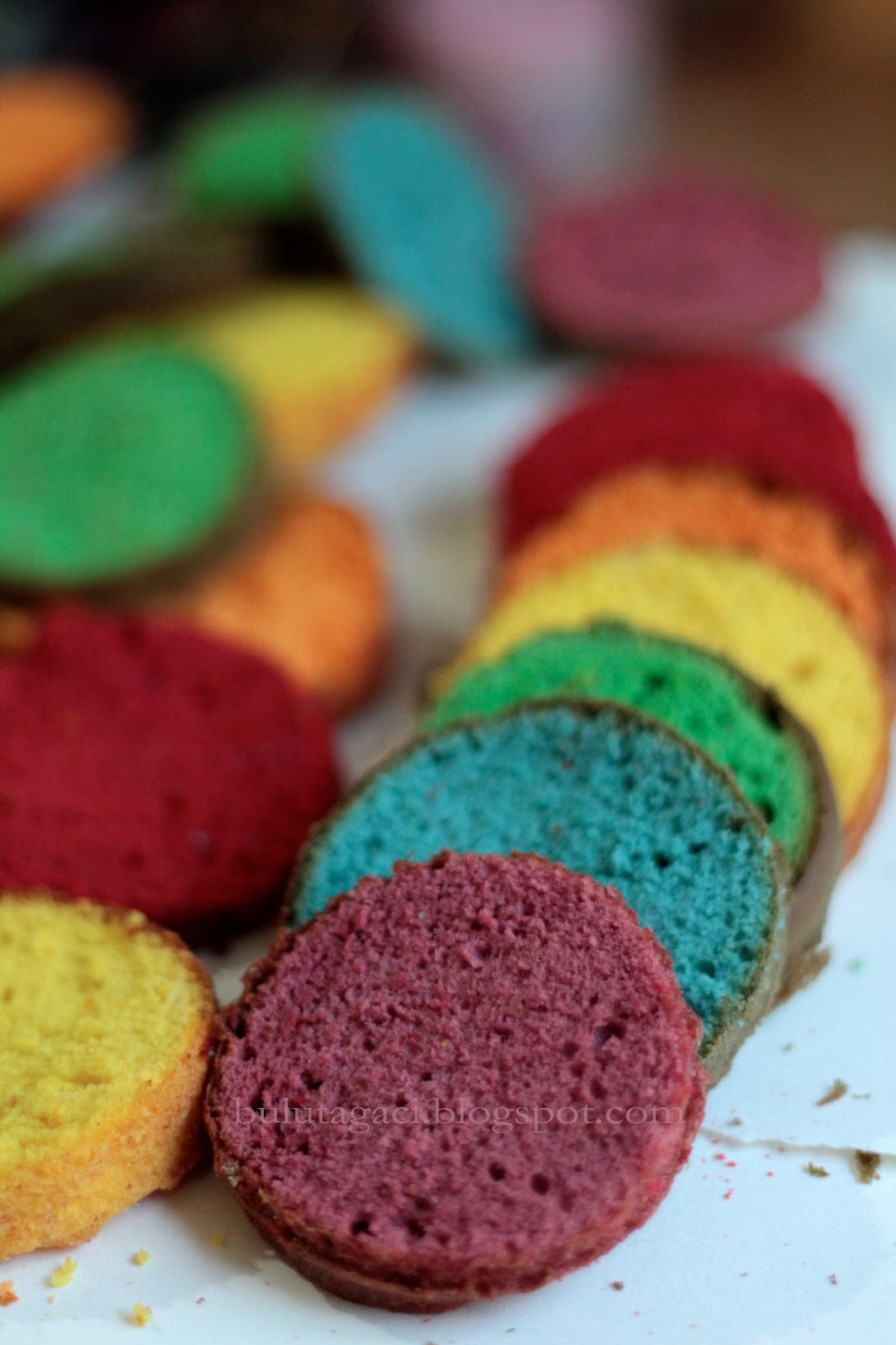 bulutağacı Gökkuşağı Kek (Rainbow Layer Cake)
