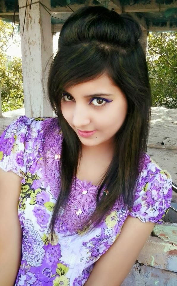 sexy Indian girl image