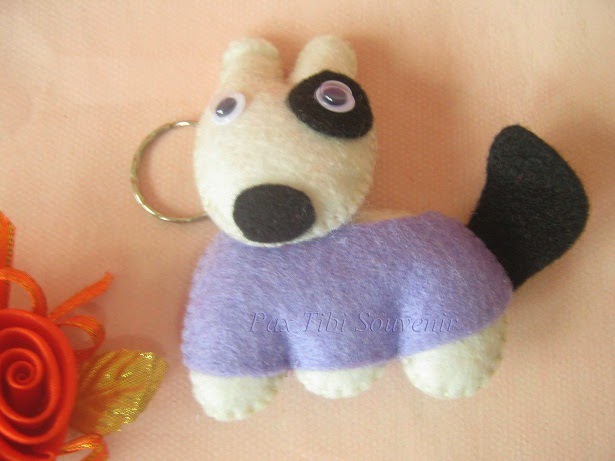 Gantungan Kunci Flanel Anjing
