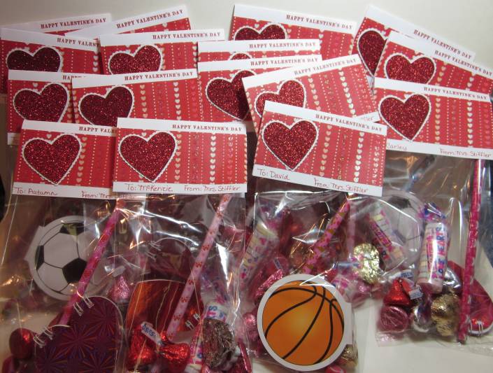Valentine’s day treat bag assortment Addicted to Cardmaking: Valentine's Day treat bags