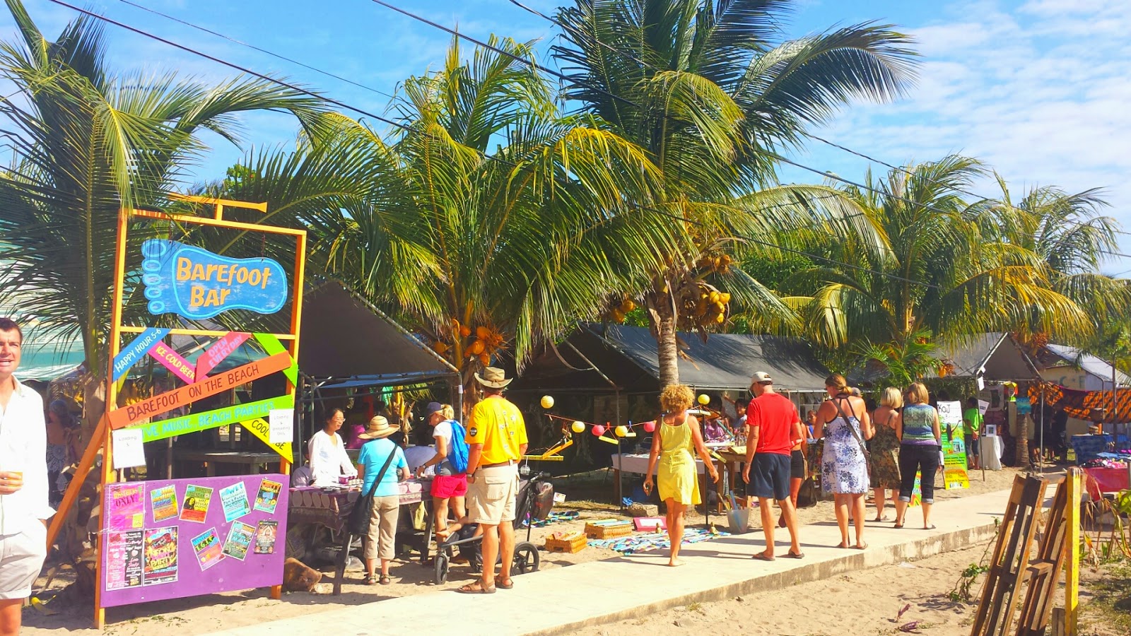 Remax Vip Belize : Placencia Sidewalk Arts Festival Barefoot Bar