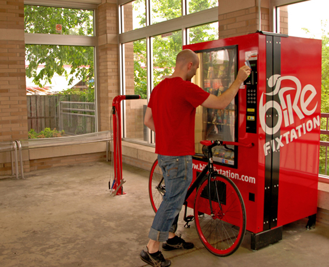 Bike Fixation: você mesmo arruma a sua bicicleta