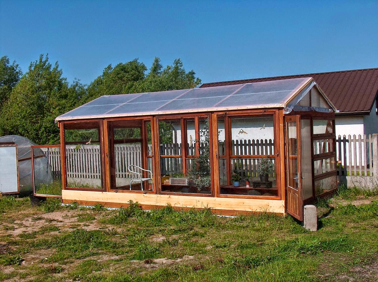 Niesamowity świat roślin Szklarnia w budowie...