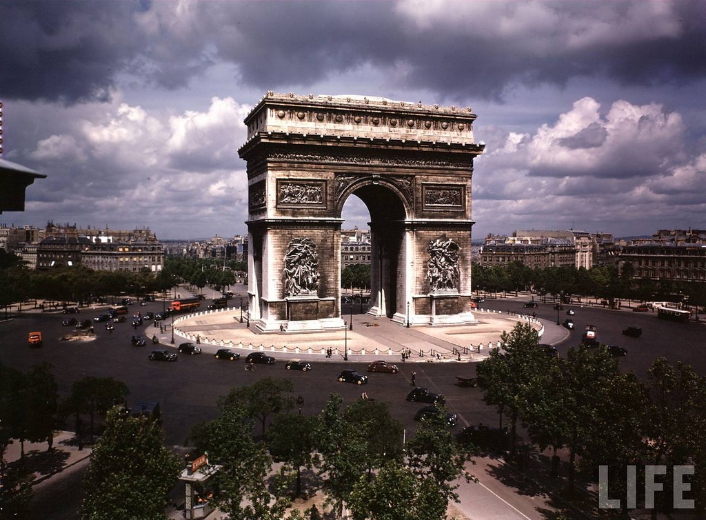 Check Out What Arc de Triomphe Paris Looked Like  in 1939 